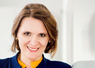 LinkedIn-Strategie für Gründer: So nutzt du Personal Branding Simone Brett Murati by Alexander Mertsch portrait